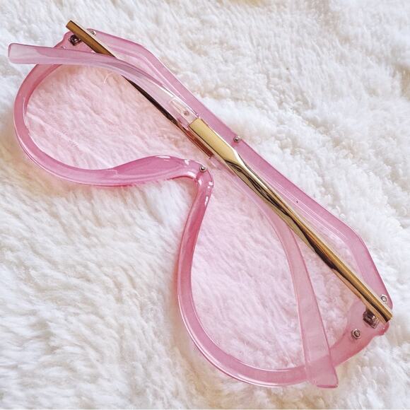 Clarissa Pink Oversized Sunglasses - Picture 13 of 14